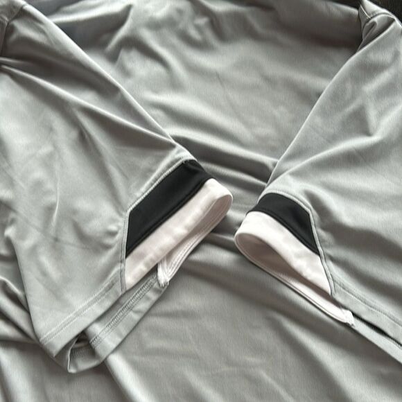 Under Armour UW Oshkosh Titans short sleeve gray collared two button shirt 4XL - Picture 6 of 8